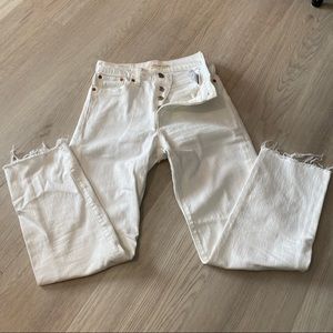 Levi’s | Wedgie Straight Frayed Bottoms
